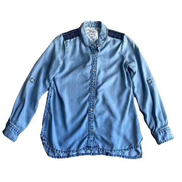 HOLDING HORSES Tops - Holding Horses Womens Embroidered Chambray Shirt Small Roll Tab Button Down Blue